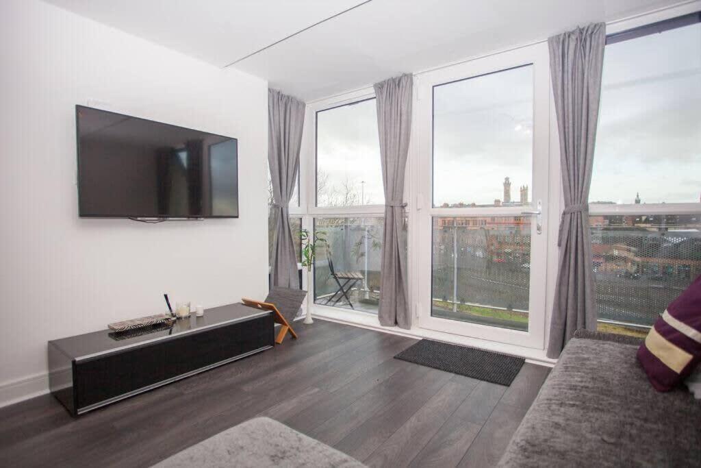Beautiful Flat With Panoramic Views Over The City Глазгоу Екстериор снимка