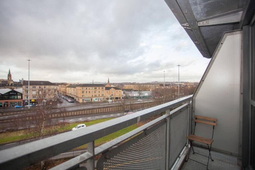 Beautiful Flat With Panoramic Views Over The City Глазгоу Екстериор снимка